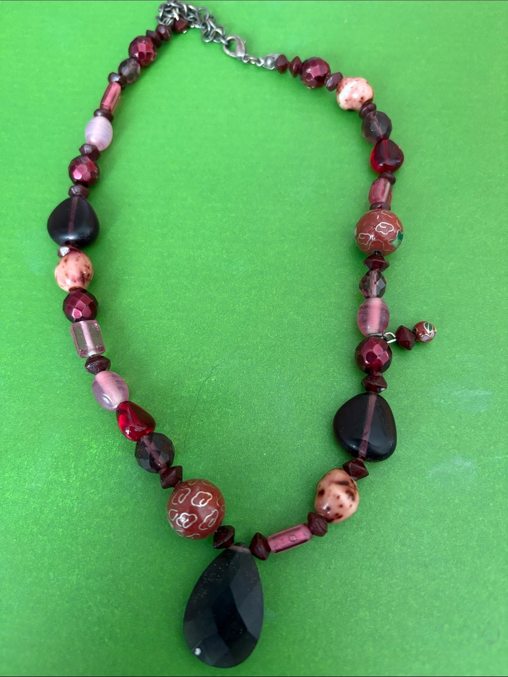 Chico's Burgundy and Black Beaded Teardrop Necklace